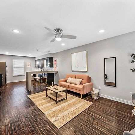 Luxe Condo In City Center Waco Zewnętrze zdjęcie