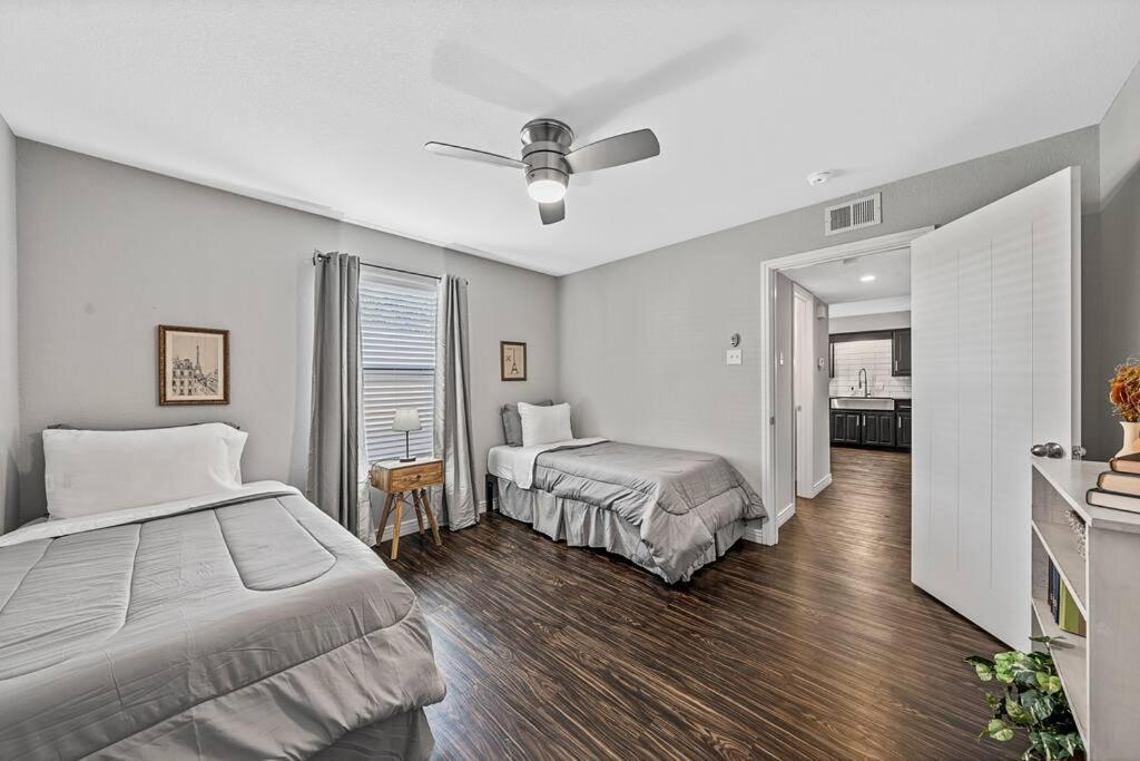 Luxe Condo In City Center Waco Zewnętrze zdjęcie